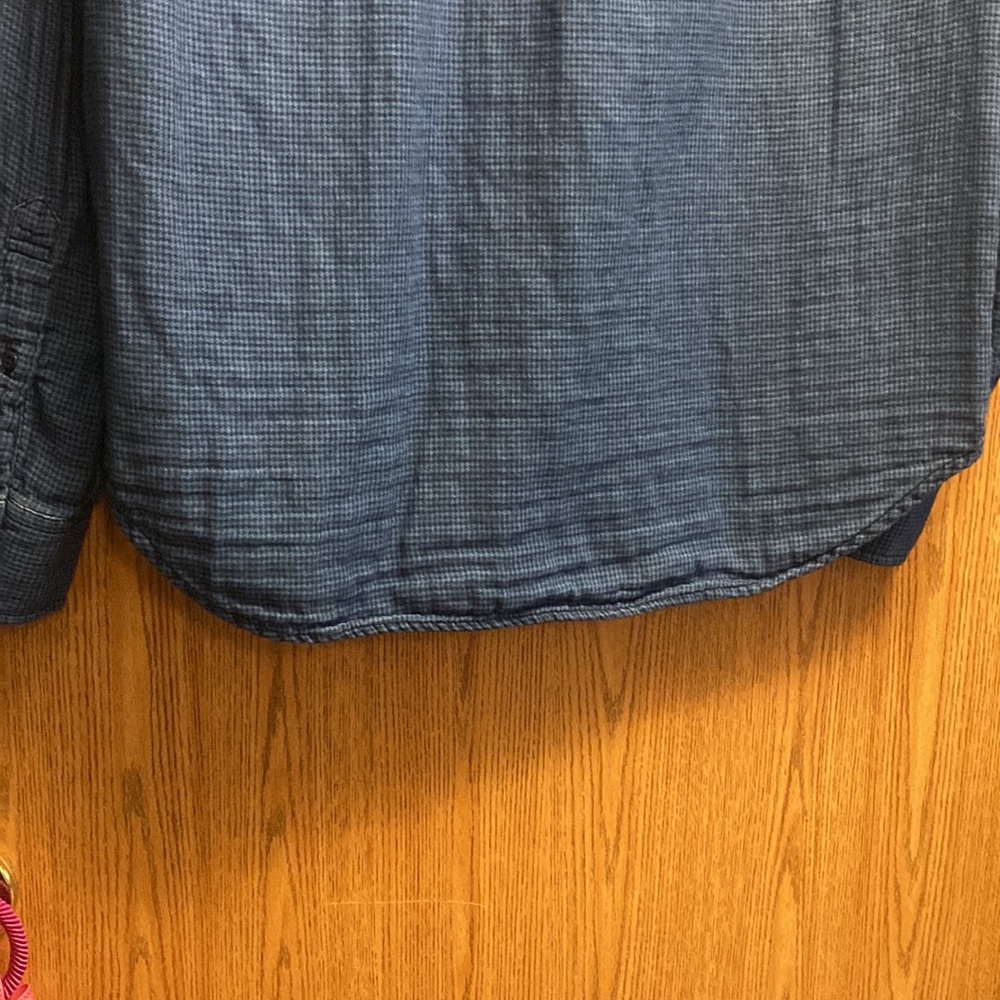 Madewell blue button up - Picture 7 of 7